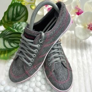 US. Polo Assn  shoes  canvas  Size 8
